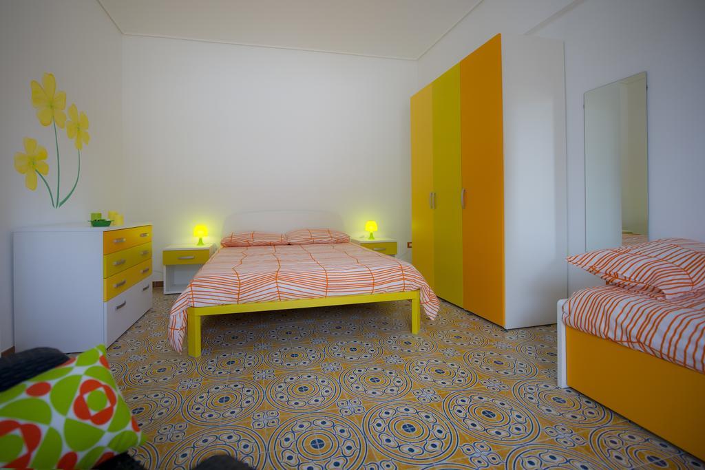 B&B Fiori Gialli Caucana Santa Croce Camerina Pokoj fotografie